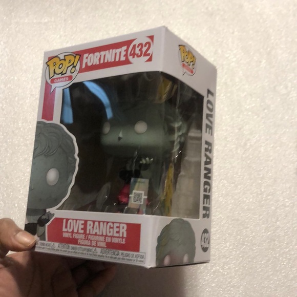 Fortnite moonwalker& love Ranger -2 -Marvel Funko - Picture 9 of 13